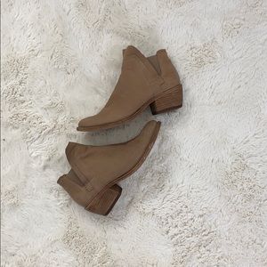 Dolce vita booties